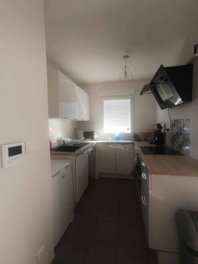 Onet-le-Chateau Appartement T2 Accessible Pmr Avec Terrasse Et Garage מראה חיצוני תמונה